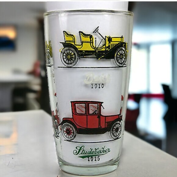 Vintage ANCHOR HOCKING (qty 2 ) 7" Vintage Cars Glass Cocktail Shaker No… - Picture 2 of 6